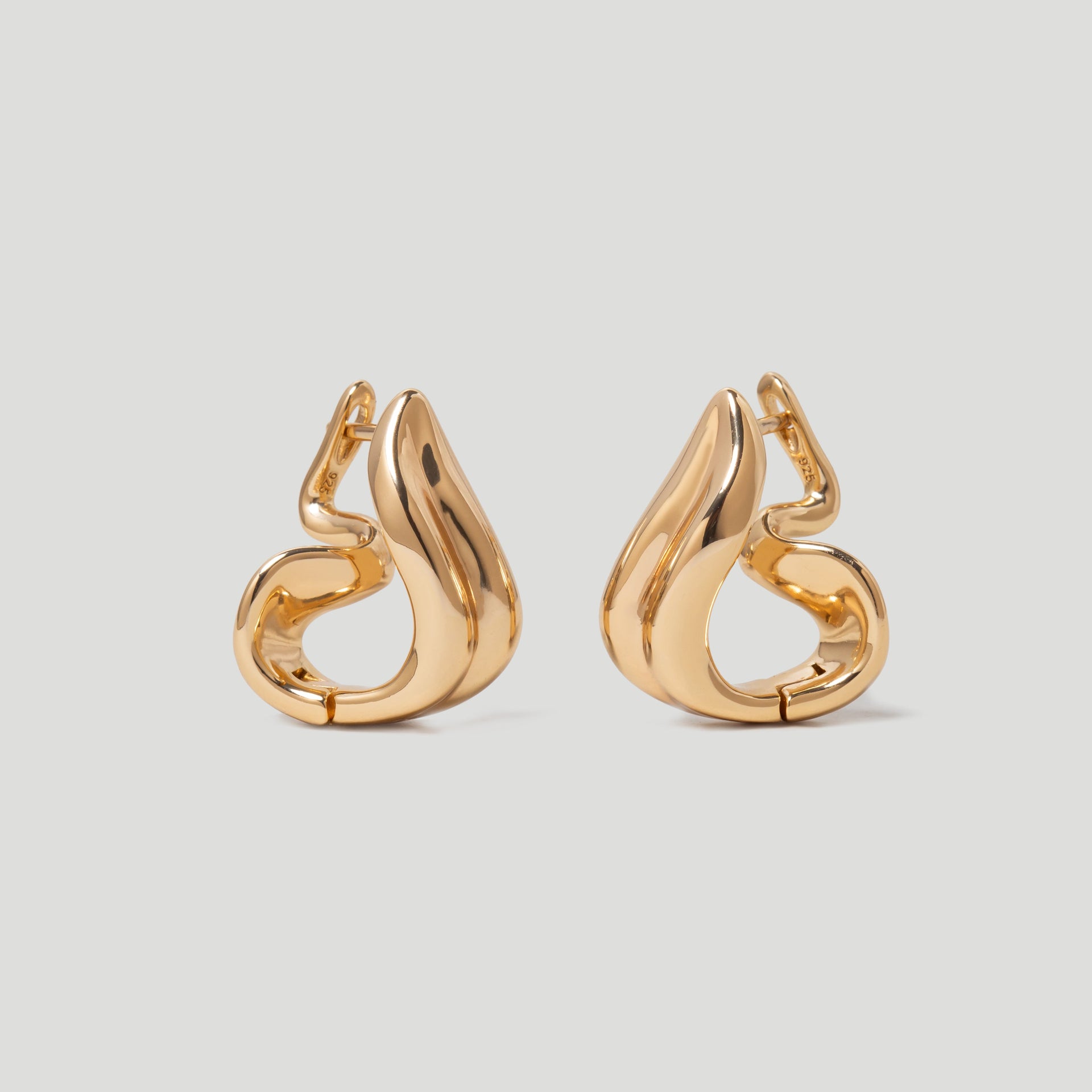 Wave Gold Hoop Earrings in 18k Gold Plated Vermeil